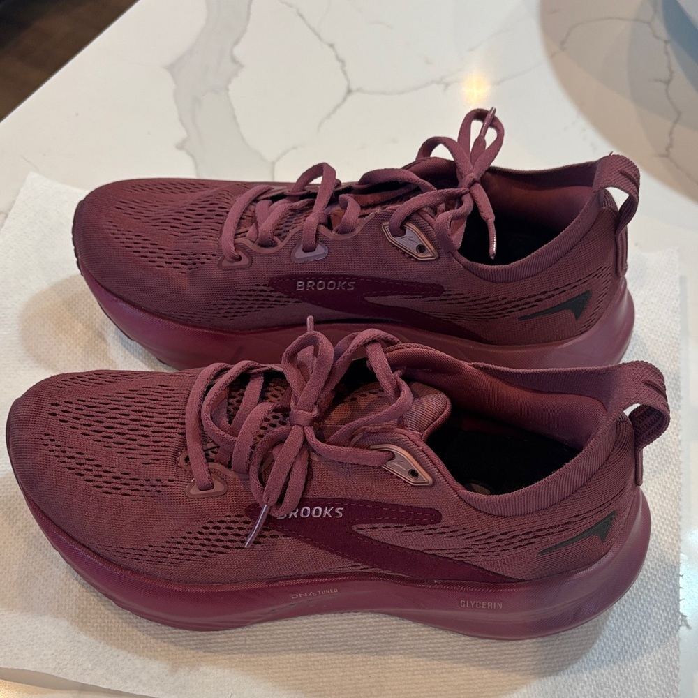 Brooks Women's Running Shoes - glycerin